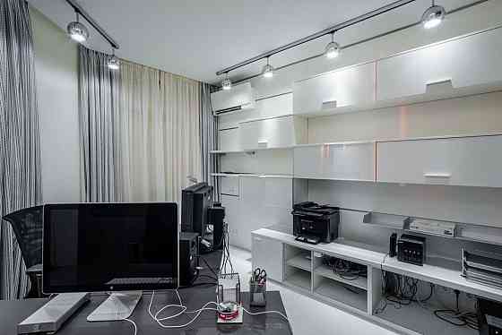 Пентхаус 4х.комн квартира 147,3м,кв цена снижена на 2млн рублей Донецк