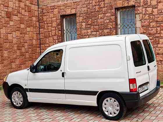 2008 Peugeot Partner 1.4 фургон Донецк