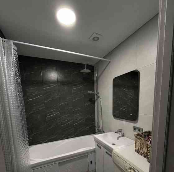 Сдаю двухкомнатную квартиру 54.0 м² этаж 5/10 город Донецк, Ворошиловский район Донецк