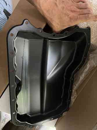 Поддон двигателя джетта6 2.5 л Донецк