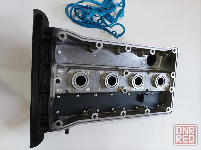 Алюминиевая клапанная крышка Шевроле Лачетти 1,6 Донецк - изображение 3