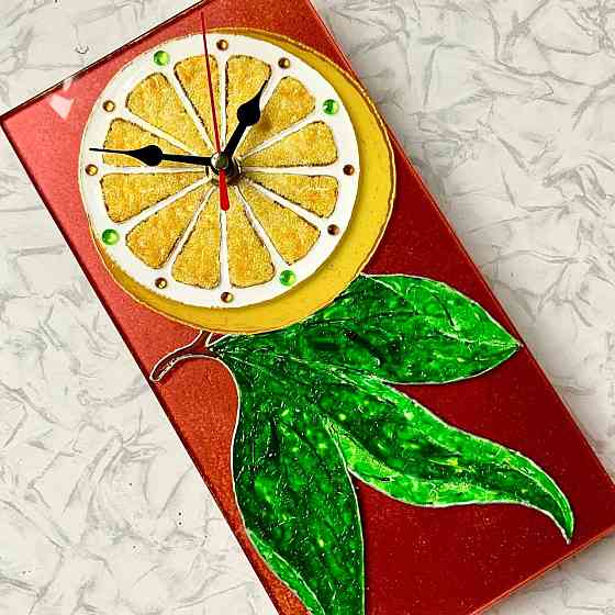 Настенные часы "Лимон", 25 на 13 см. Донецк