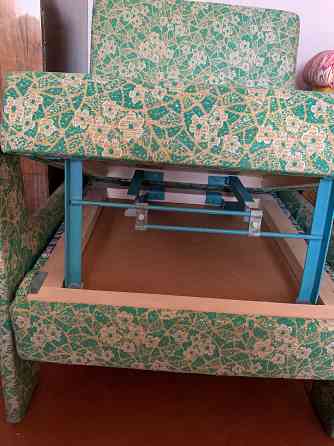 Продаю кресло-кровать Макеевка