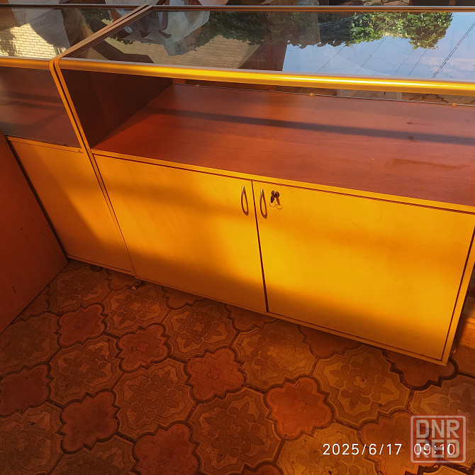 Продам столы- витрины Донецк - изображение 3