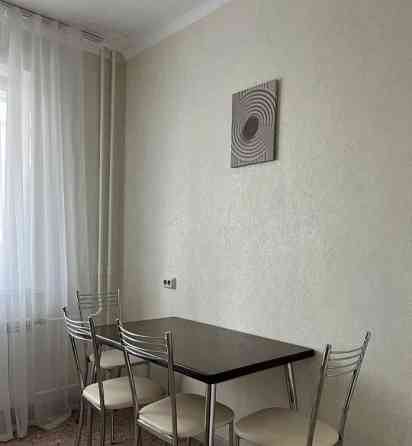 Сдается: Двухкомнатная квартира улица Капитана Ратникова, 6 Донецк