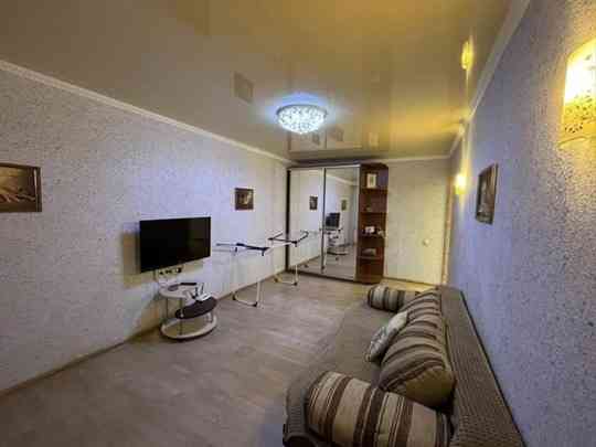 Сдаётся: 2кк квартира Район: Ворошиловский, проспект Маяковского ( Диск ) Донецк