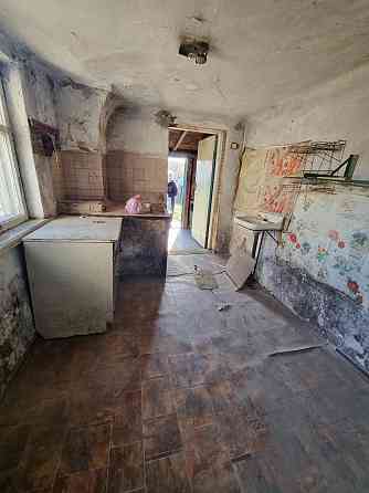 Продам 1/4часть дома в пролетарском районе (6 капитальная) Донецк