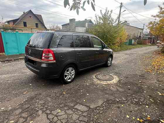 Зафира 2011 Донецк