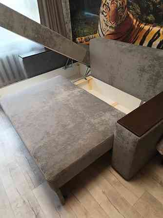 Продам угловой диван Донецк