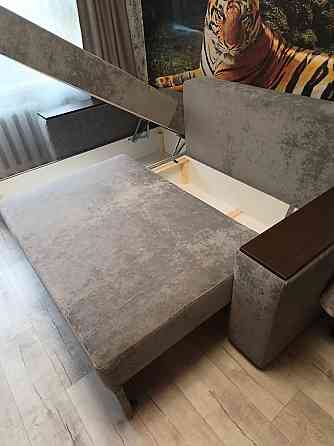 Продам угловой диван Донецк