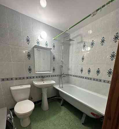 Сдается:Однокомнатная квартира Этаж:2/9 Донецк