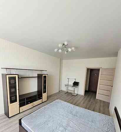 Сдается:Однокомнатная квартира Этаж:2/5 Донецк