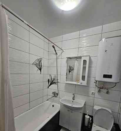 Сдается:Однокомнатная квартира Этаж:2/5 Донецк