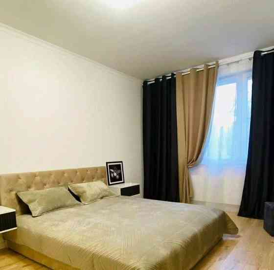 Сдается двухкомнатная квартира на 3 этаже, площадью 52 кв.м. Киевский район Донецк