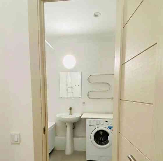 Сдается двухкомнатная квартира на 3 этаже, площадью 52 кв.м. Киевский район Донецк