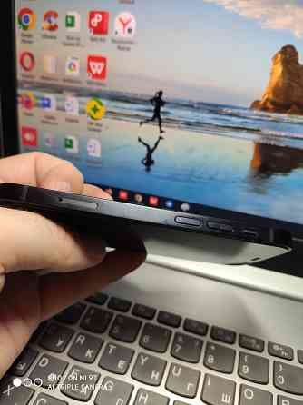 Продам айфон 12мини на 256гб Макеевка