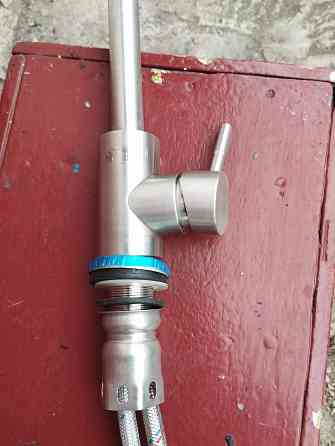 Продам смеситель на кухню нержавейка. Донецк