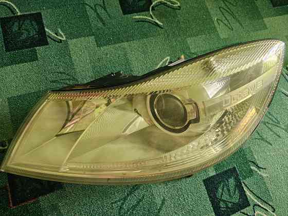 Фара левая на шкоду октавию 2012 рейсталинг под штатный ксенон Донецк