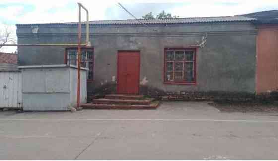 Стаханов. Магазин со свой землей на центральном рынке. Стаханов