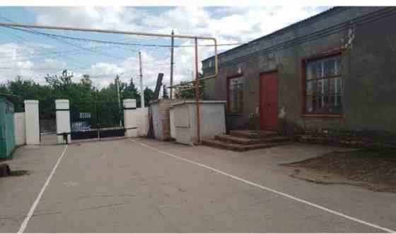 Стаханов. Магазин со свой землей на центральном рынке. Стаханов