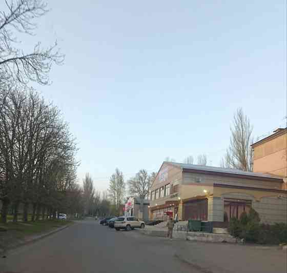 Продается кафе (торговый комплекс) в Пролетарском районе на ул.Коммунистическая ! Донецк