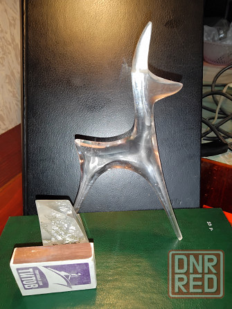 Фигурка-статуэтка оленя, высота 165 мм, оргстекло-плексиглас. Макеевка - изображение 2