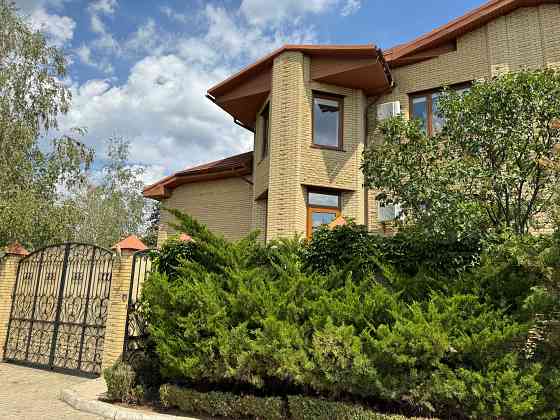 Дом в коттеджном городке, вода своя, отопление газ независимое Донецк