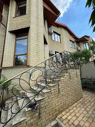 Дом в коттеджном городке, вода своя, отопление газ независимое Донецк