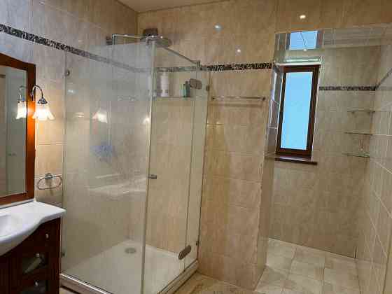 Дом в коттеджном городке, вода своя, отопление газ независимое Донецк