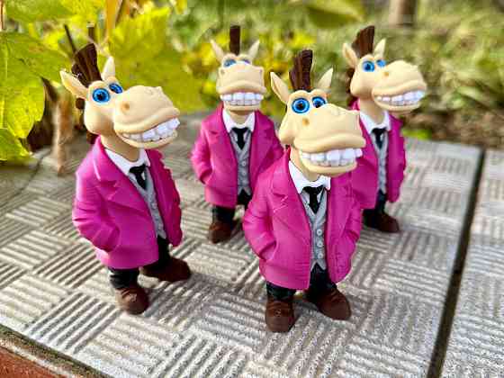 Конь в пальто Донецк