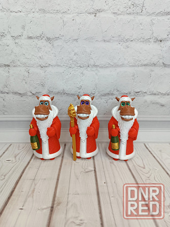 Дед мороз в виде коня и снегурочка в виде лошади Донецк - изображение 1