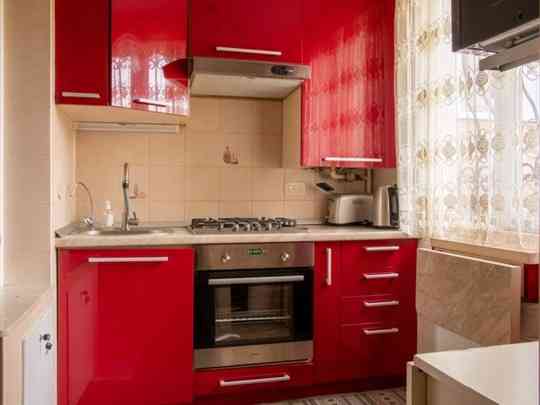 Сдаётся 3 комнатная квартира 105 м2 много места для жизни и уюта Донецк