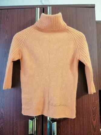 Продам свитер джемпер для девочки р. 38-40 ангора Донецк