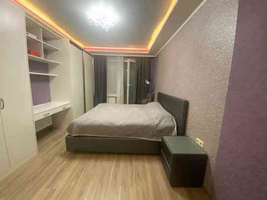 На долгий срок 1 комнатная квартира 38 M2 в Буденновском районе Донецк