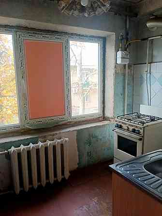 Продаётся 2 к.кв. м-н Азотный. Донецк