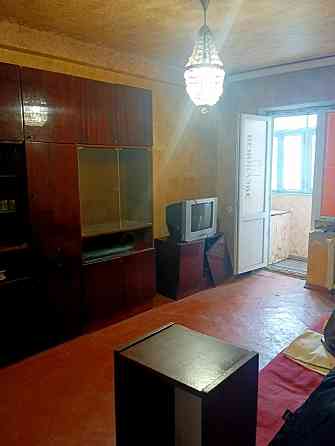 Продаётся 2 к.кв. м-н Азотный. Донецк