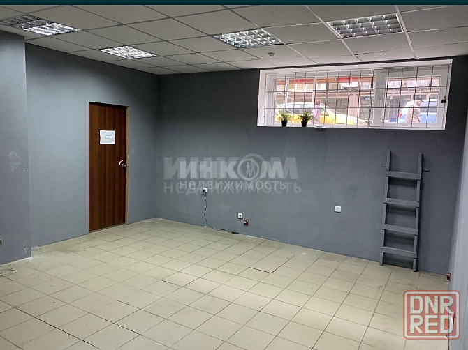 Продам Нежилое помещение 3х этажный 140м2 Центр Города Луганск - изображение 1