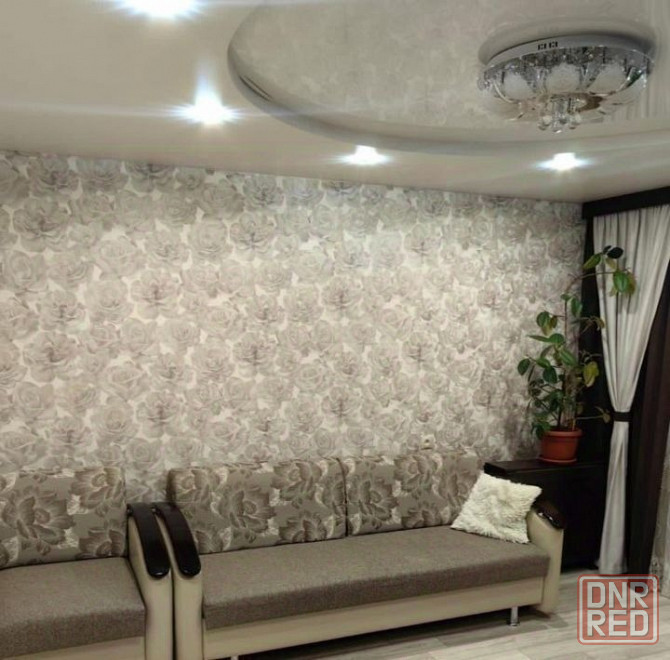 Сдам двухкомнатную квартиру в Ленинском районе, мкрн голубой Донецк - изображение 2