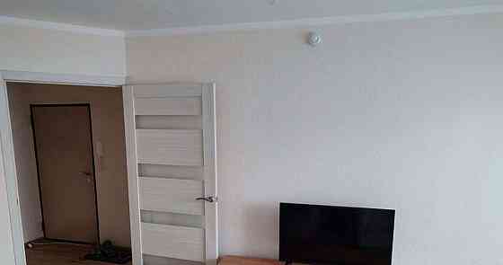 Сдаю трехкомнатную квартиру по пр-кт ильича, калининский район Донецк