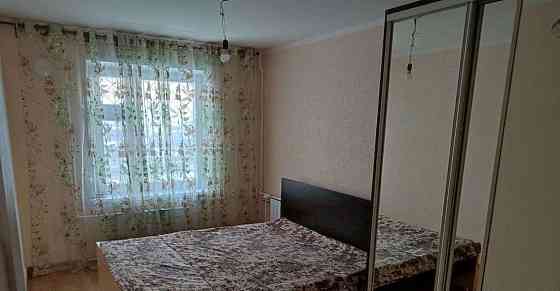 Сдаю трехкомнатную квартиру по пр-кт ильича, калининский район Донецк