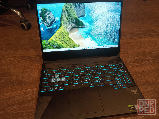 игровой ноутбук, возможен торг, набор: мышка, коврик, система охлаждения и т. д. Донецк - изображение 2