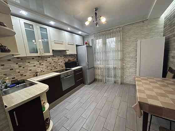 Сдается 2 комнатная квартира в Буденновском районе, 230-й стрелковой дивизии дом 28. Донецк