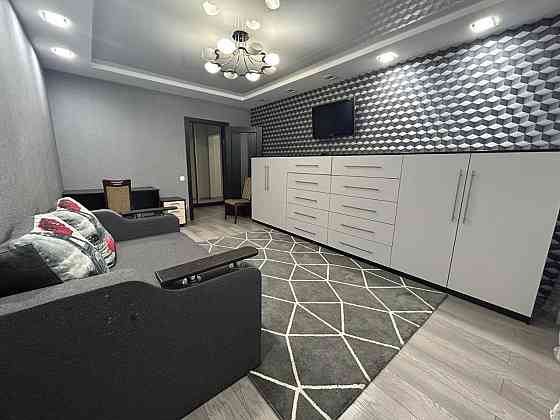 Сдается 2 комнатная квартира в Буденновском районе, 230-й стрелковой дивизии дом 28. Донецк