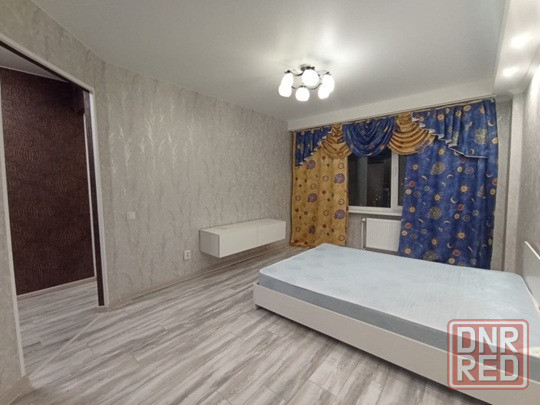 Однокомнатная квартира в Ворошиловском районе квартире есть все необходимое для жизни( духовка Донецк - изображение 1