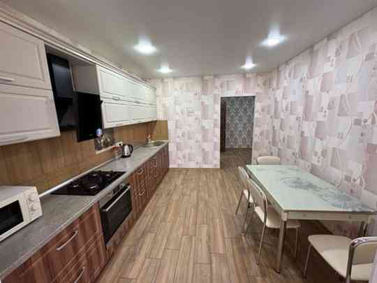 Сдам отличную 2-комнатную квартиру 56 м2 Донецк