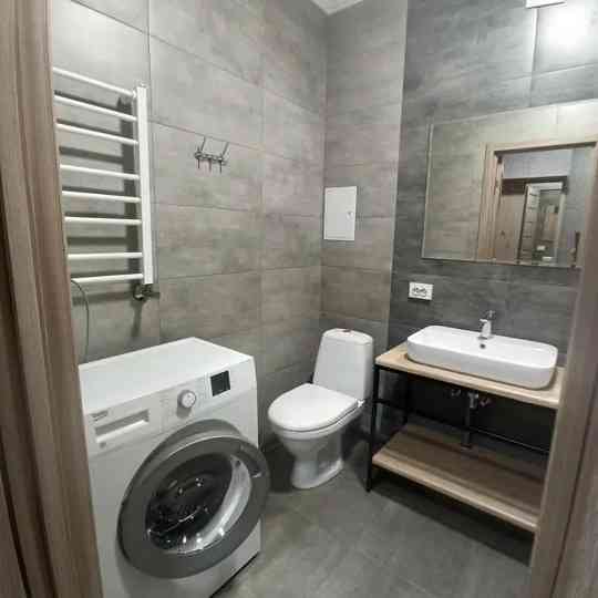 Сдам отличную 1-комнатную квартиру 40м2 Донецк