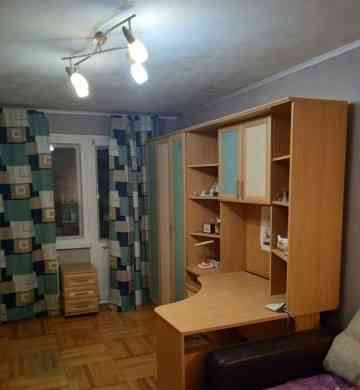 Сдается:1 комнатная квартира Этаж:4/5 Район:Ленинский Донецк