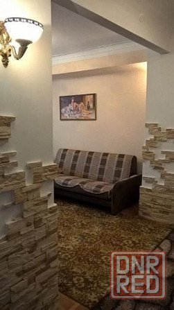 Сдаётся 2кв.Ленинский рн.5/5 этаж.Общая площадь 57м2 Донецк - изображение 1