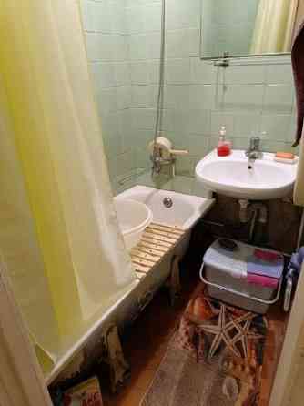 Сдаётся 2кв.Кировский рн.5/5 этаж.Общая площадь 44м2.Квартира сдаётся Донецк