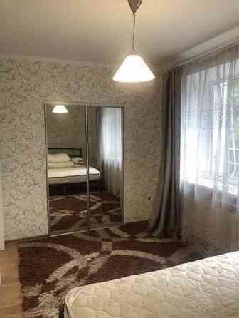 Сдаётся 2кв.Пролетарский рн.1/5 этаж.На окнах стоят решётки Донецк